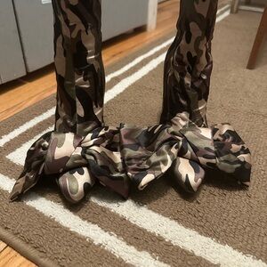 PNKELEPHANT Camouflage Booties